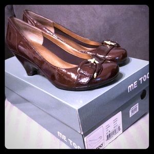 Patent leather Me Too wedges